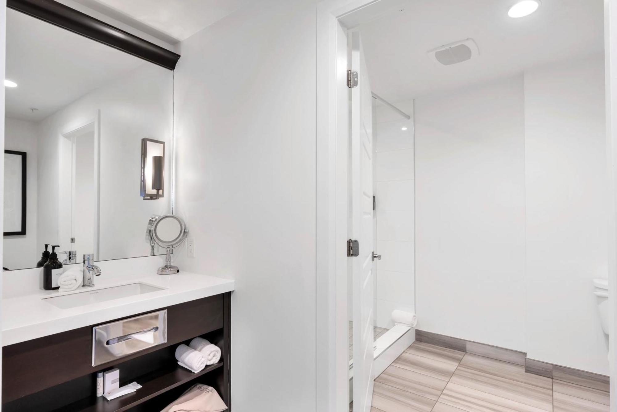 Hotel Shediac Εξωτερικό φωτογραφία